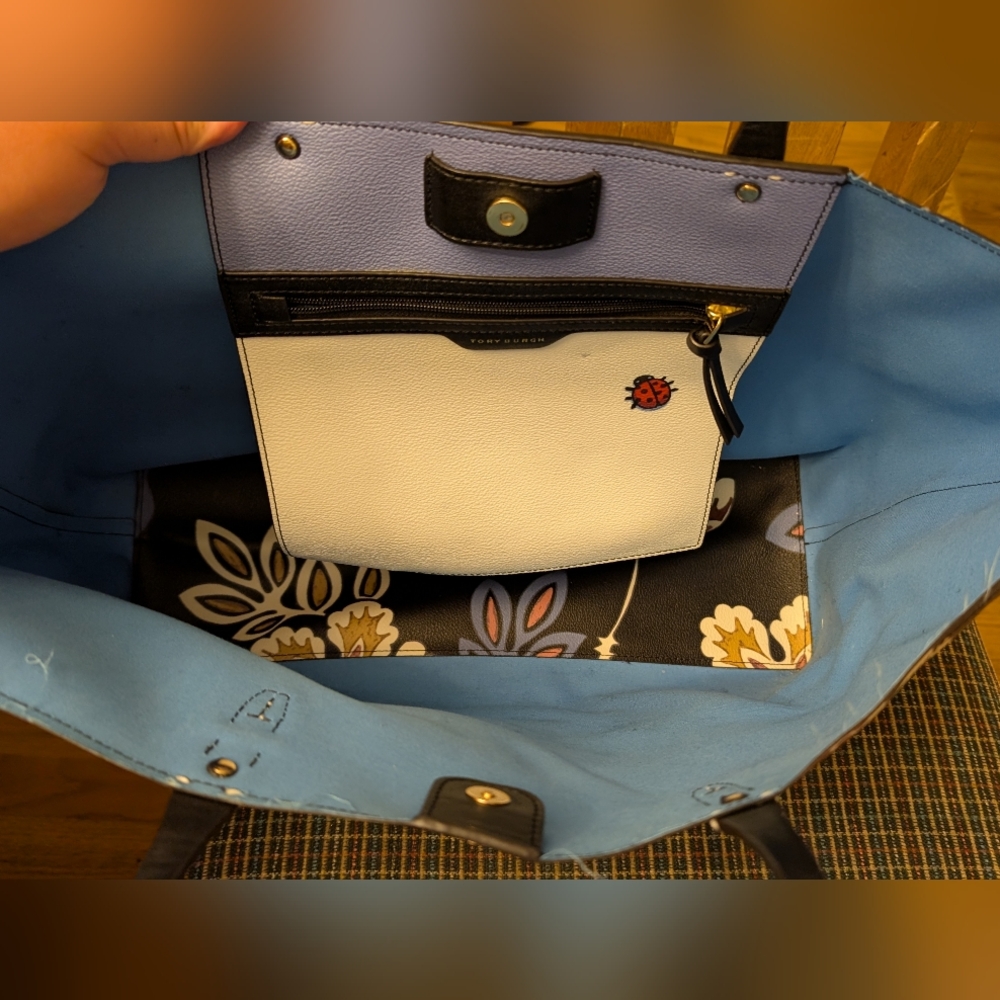 Tory Burch Black and Blue Floral Tote Bag - Picture 4 of 6